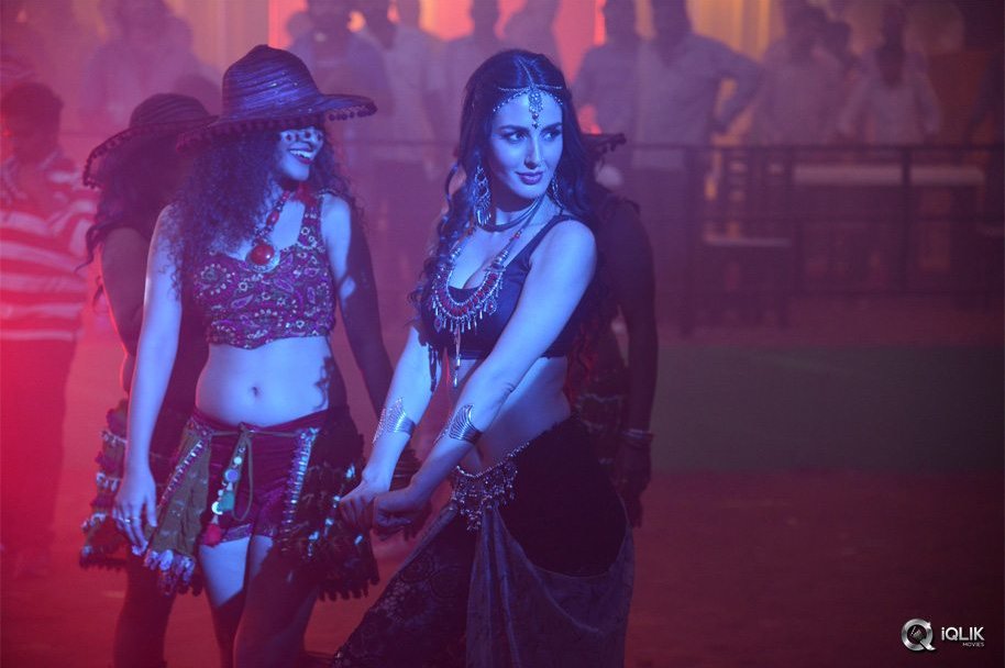 Thikka-Movie-Song-Coverage